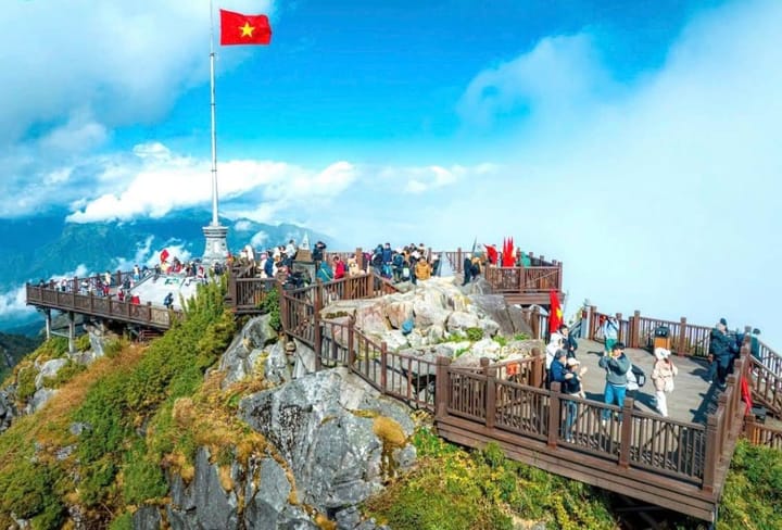 Du Lịch Sapa Tháng 10: Kinh Nghiệm Săn Mây Và Khám Phá Núi Rừng Tây Bắc