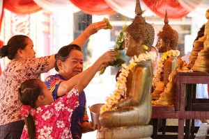 Du lịch đến đất Phật ở nước Lào 2