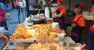 Chả cá Odeng - ẩm thực đường phố Hàn Quốc